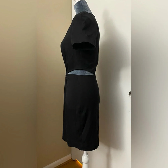 & OTHER STORIES Cutout Buckle Dress Black Size 6 (Small) - Picture 3 of 8